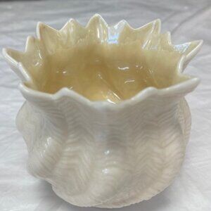 Belleek Pottery Octoganal Pot Small